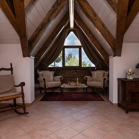 Agriturismo Punta San Lazzaro アジェーロラ エクステリア 写真