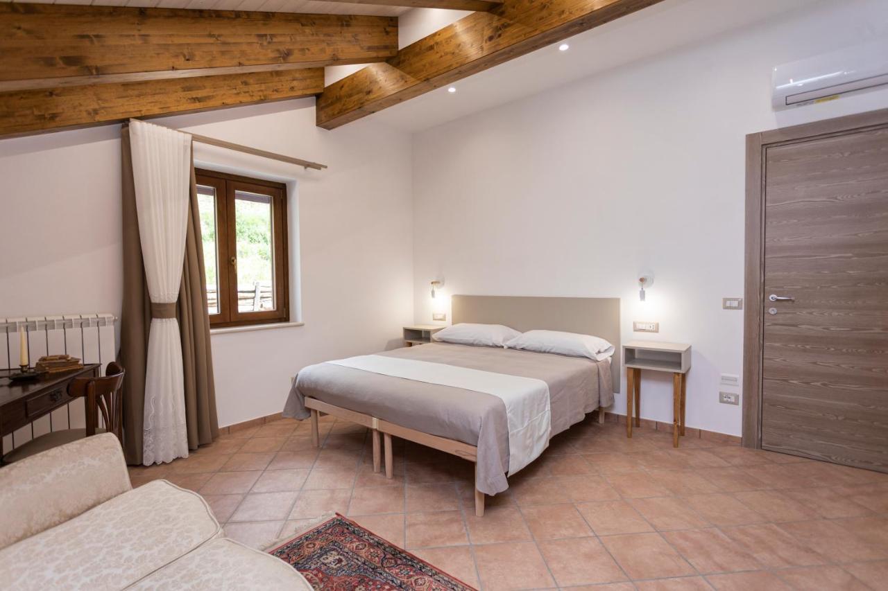 Agriturismo Punta San Lazzaro アジェーロラ エクステリア 写真