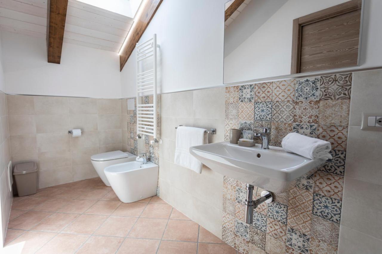 Agriturismo Punta San Lazzaro アジェーロラ エクステリア 写真