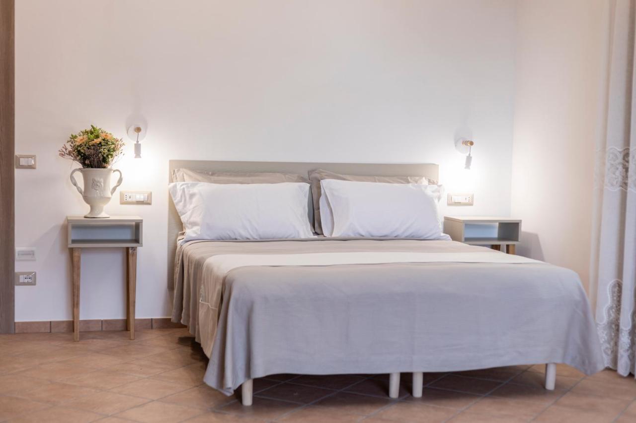 Agriturismo Punta San Lazzaro アジェーロラ エクステリア 写真